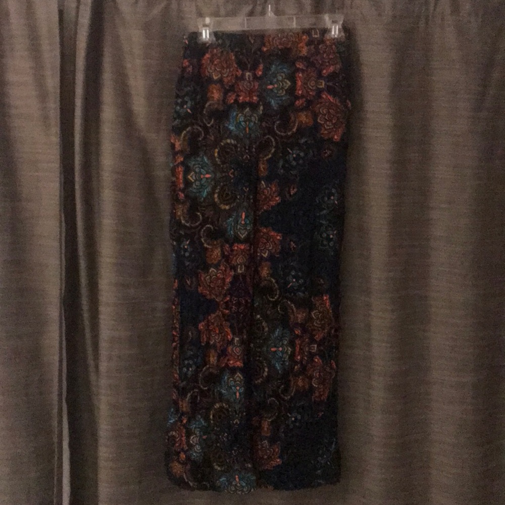 Wide leg pants